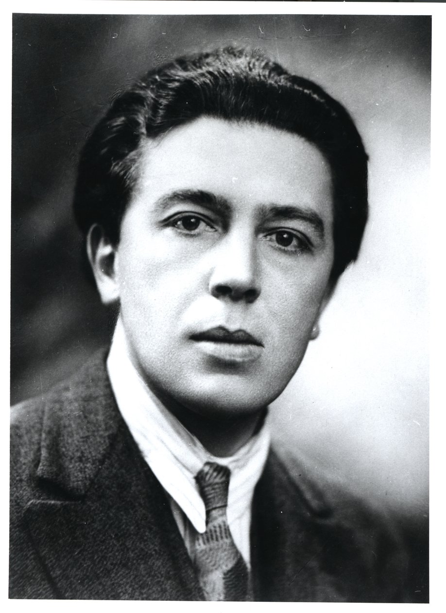 Portret Andre Bretona (1896-1966) 1930 autorstwa French Photographer
