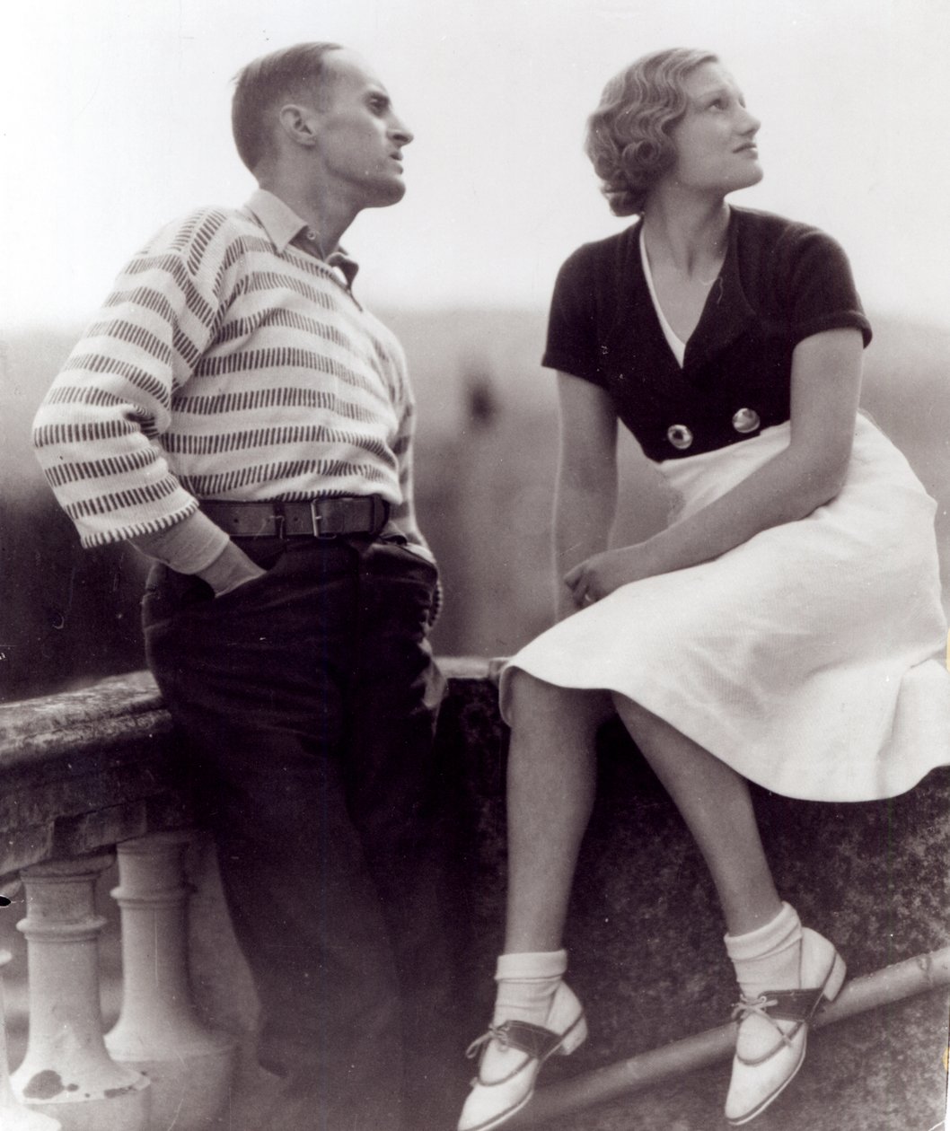 Rene Clair z nieznaną aktorką autorstwa French Photographer