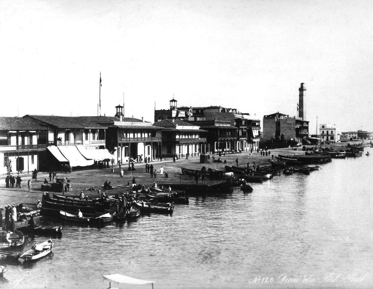 Nabrzeże w Port Saidzie, ok. 1878 r. autorstwa French Photographer