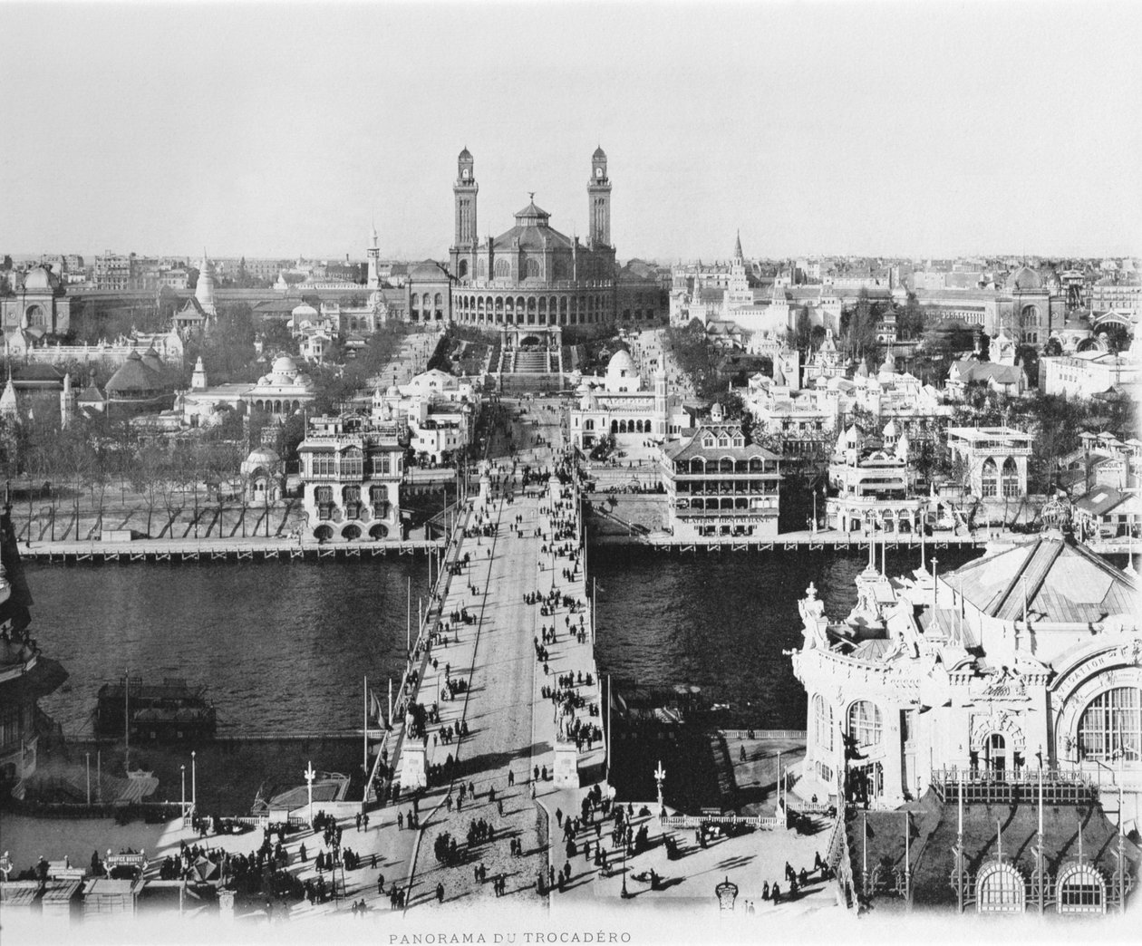 Trocadero widziany z Wieży Eiffla – Wystawa Powszechna w Paryżu, 1900 autorstwa French Photographer