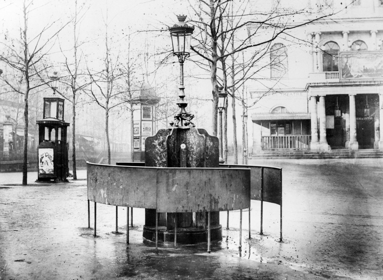 Vespasienne (publiczny pisuar) na Grands Boulevards, Paryż, ok. 1900 autorstwa French Photographer