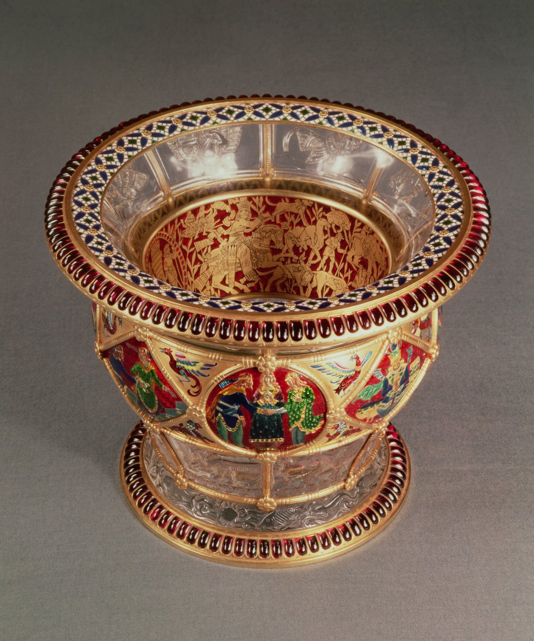Pudełko z emalią plique-a-jour i cloisonne, autorstwa Alexis Falize, Paryż, ok. 1870 (kryształ górski, złoto i emalia) autorstwa French School