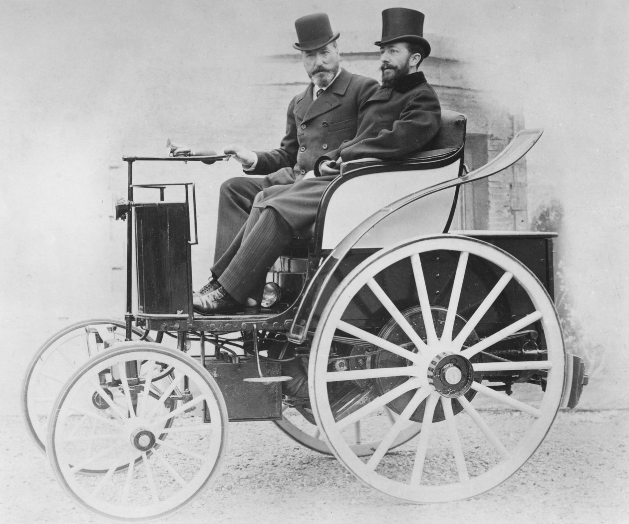 Samochód elektryczny Jeantaud, 1896 r. autorstwa French Photographer
