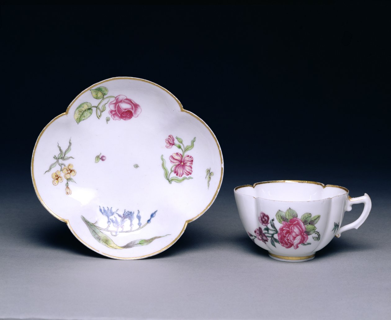 Filiżanka i spodek, Vincennes, ok. 1745-52 (porcelana) autorstwa French School