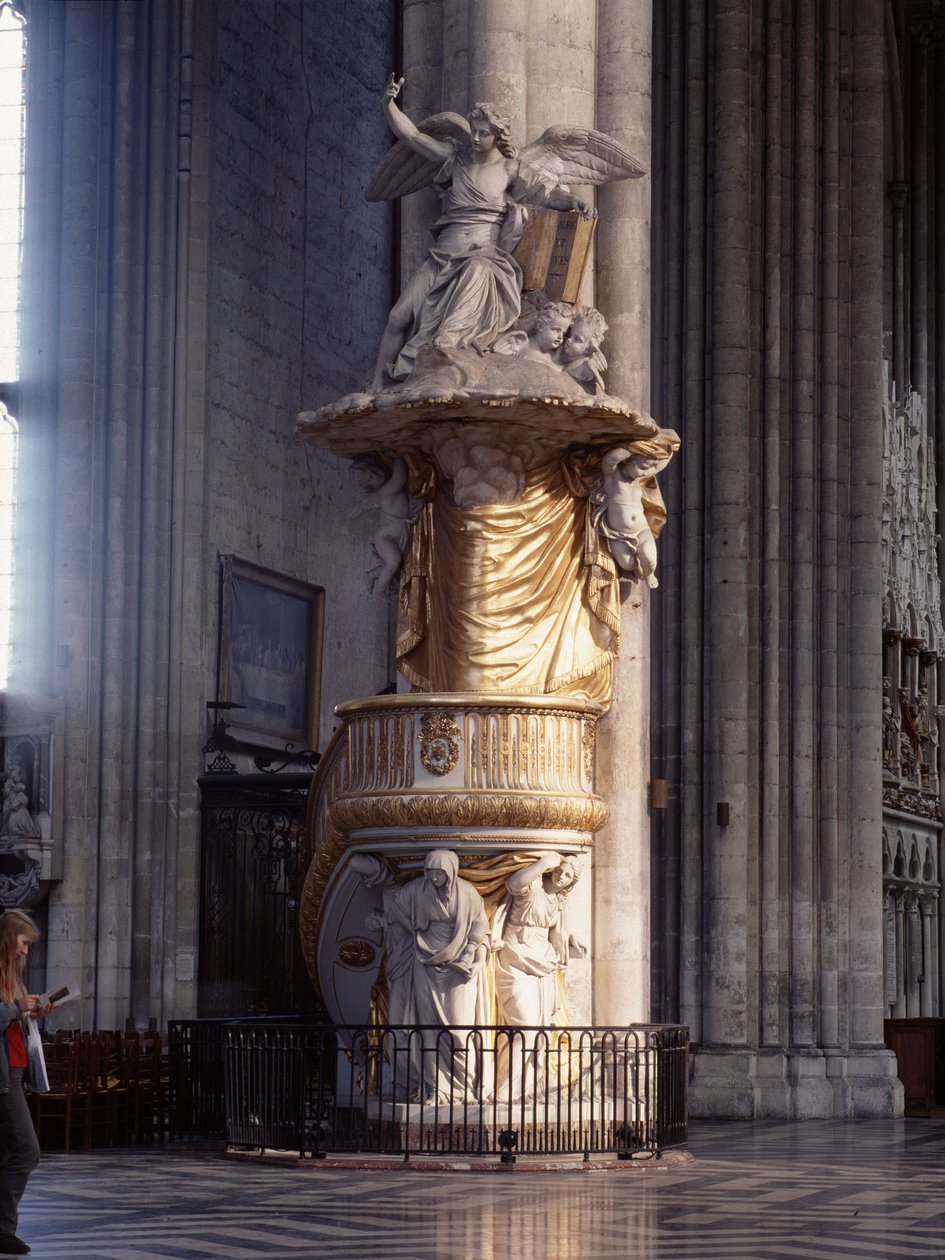 Statua w katedrze w Amiens (80). autorstwa French School