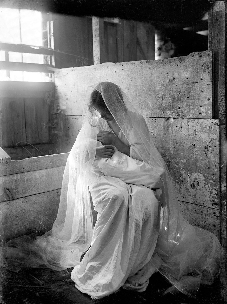 Żłóbek, 1901 autorstwa Gertrude Käsebier