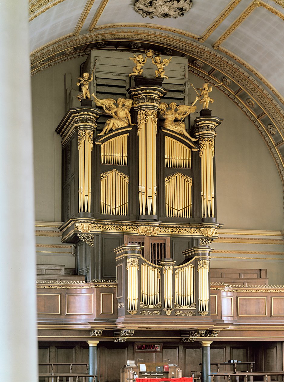 Drewniany futerał na organy, ok.1685-6 autorstwa Grinling Gibbons
