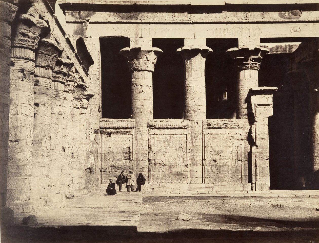 Świątynia Edfu, 1867. autorstwa Gustave Le Gray