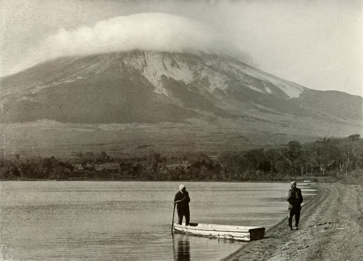 Fuji z jeziora Three Days-Moon, 1910. autorstwa Herbert Ponting