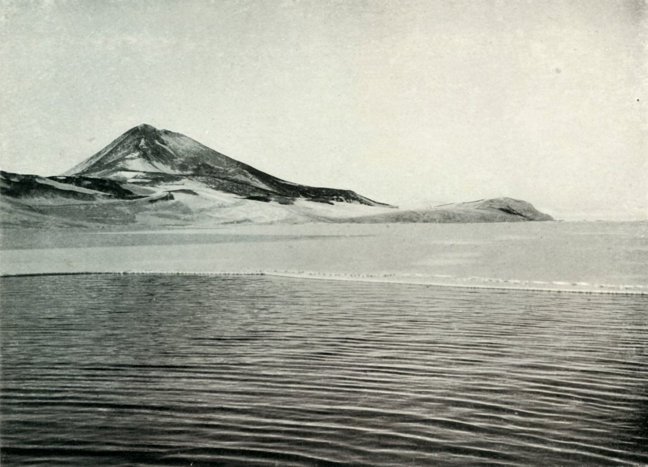 Punkt Hut i Wzgórze Obserwacyjne, c19101913, 1913 autorstwa Herbert Ponting