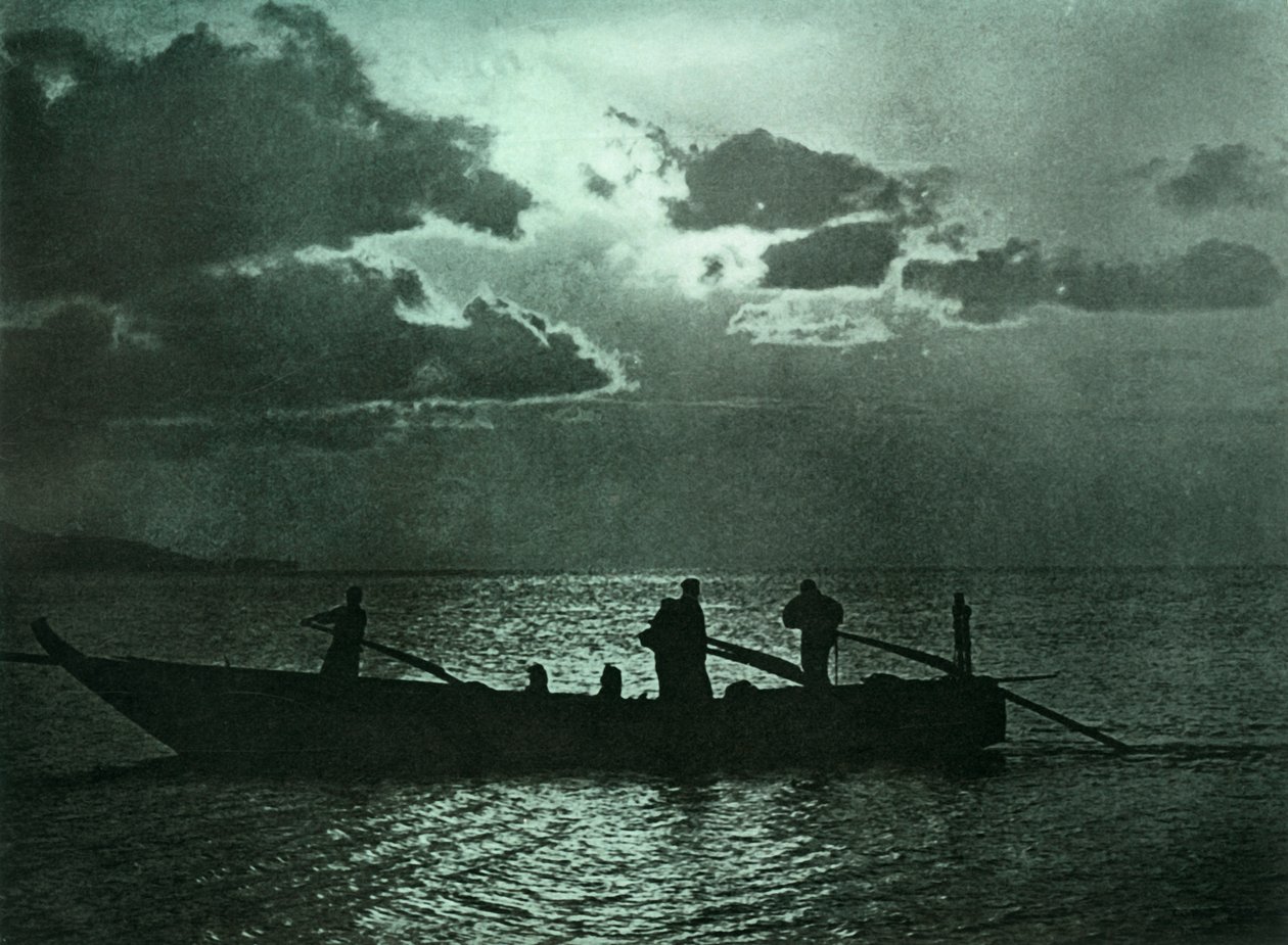 Moonlight at Shizu-Ura, 1910. autorstwa Herbert Ponting