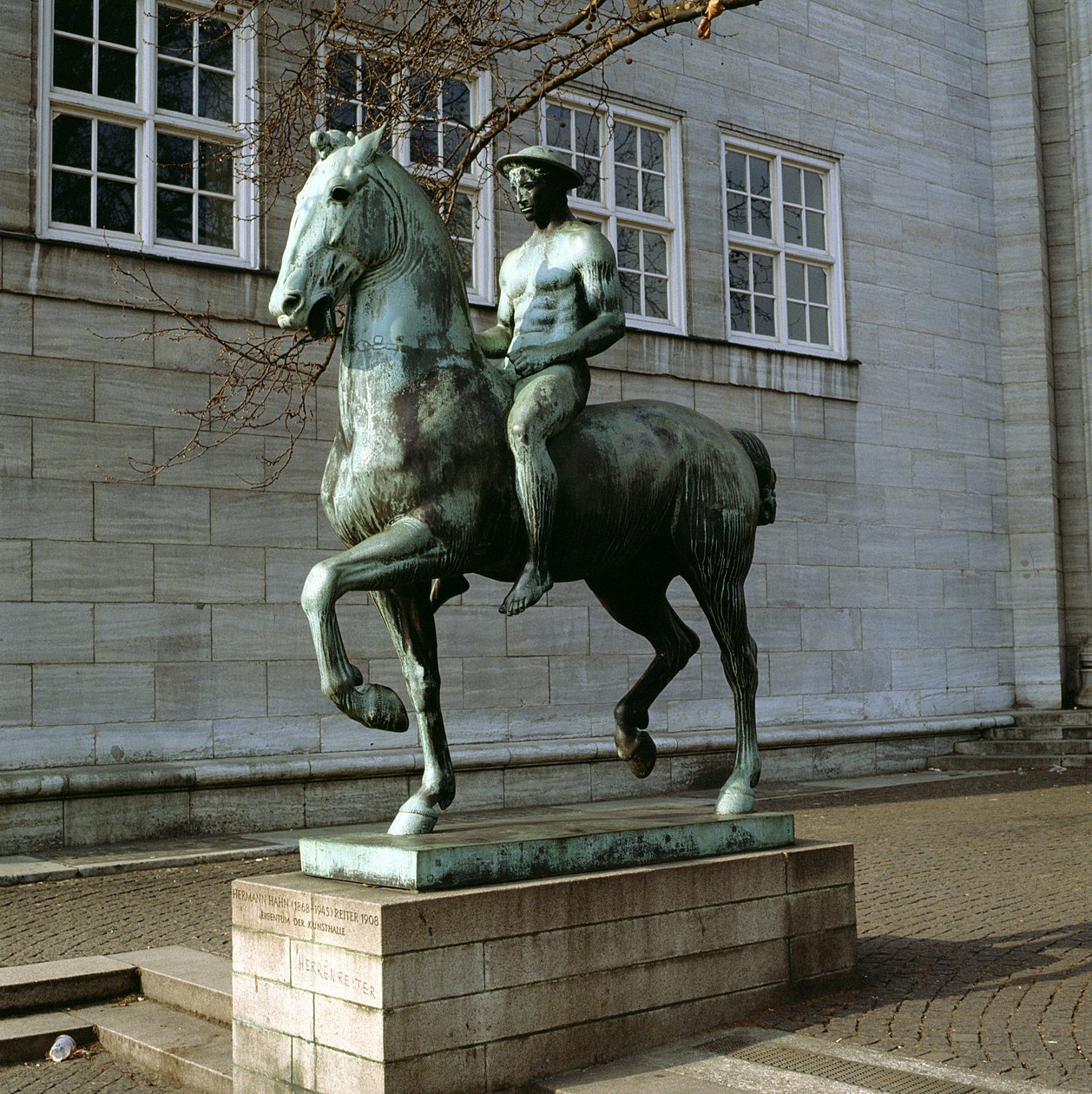 Jeździec, 1908 (brąz) autorstwa Hermann Hahn