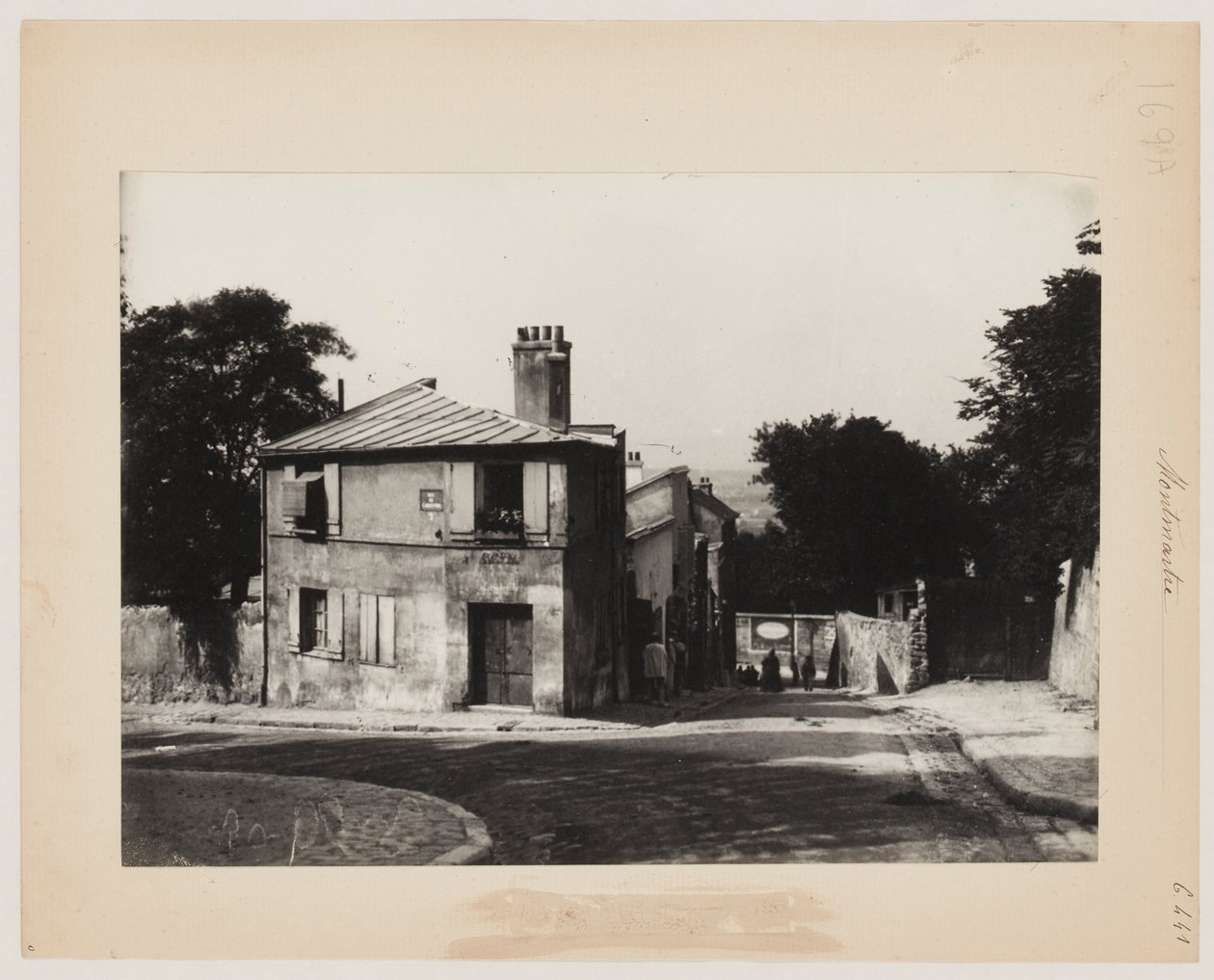Ulica na Montmartre, Paryż, ok. 1890 r. (zdjęcie) autorstwa Hippolyte Blancard