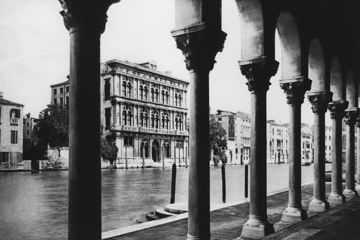 Wenecja, Canal Grande, Palazzo Vendramin (zdjęcie czarno-białe) autorstwa Italian Photographer