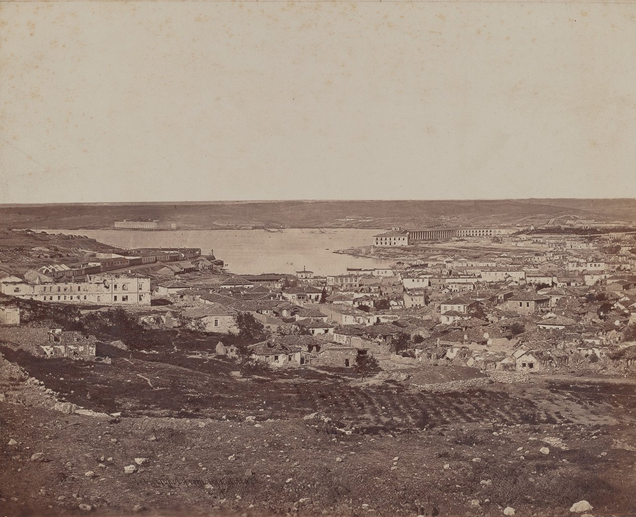 Sewastopol, od lewego ataku autorstwa James Robertson