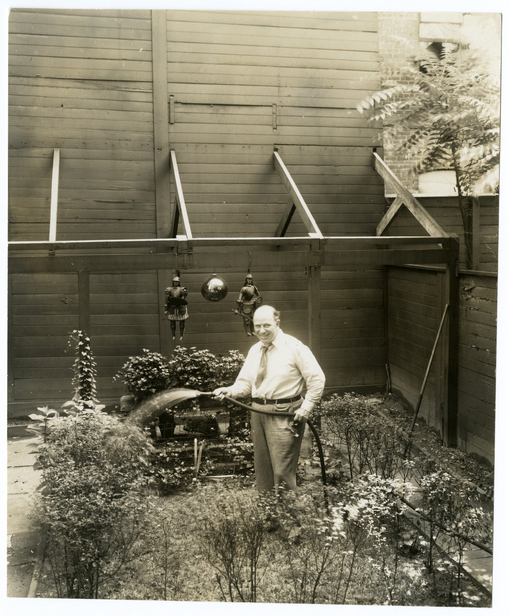 Tony Sarg, ok. 1905-40 (zdjęcie żelatynowo-srebrowe) autorstwa Jessie Tarbox Beals