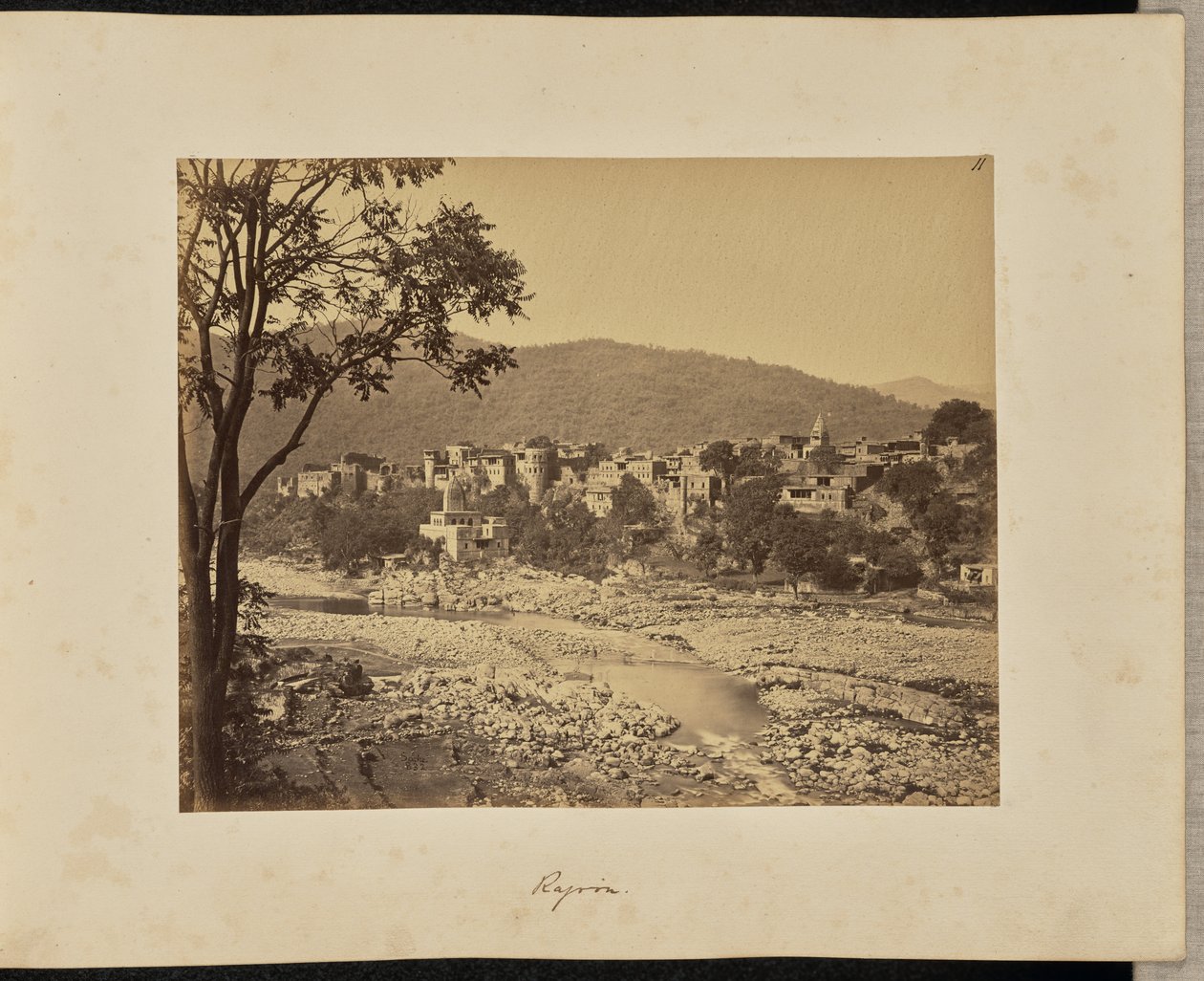 Rajoori autorstwa John Edward Saché