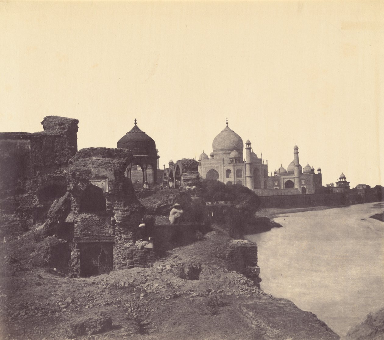 Taj Mahal od wschodu, ok. 1858-1862 (zdjęcie) autorstwa John Murray