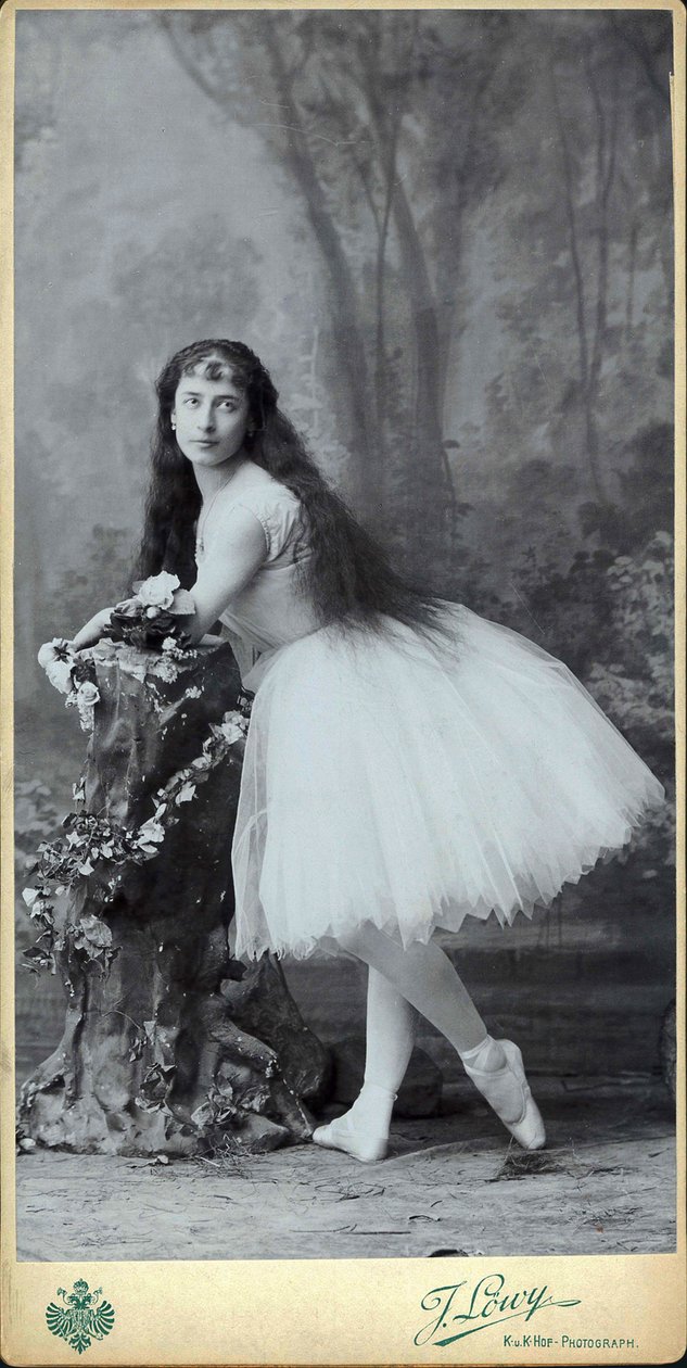 Luigia Cerale jako Giselle, ca. 1880. autorstwa Josef Löwy
