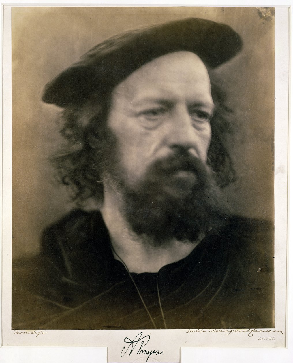 Portret Alfreda, Lorda Tennysona autorstwa Julia Margaret Cameron