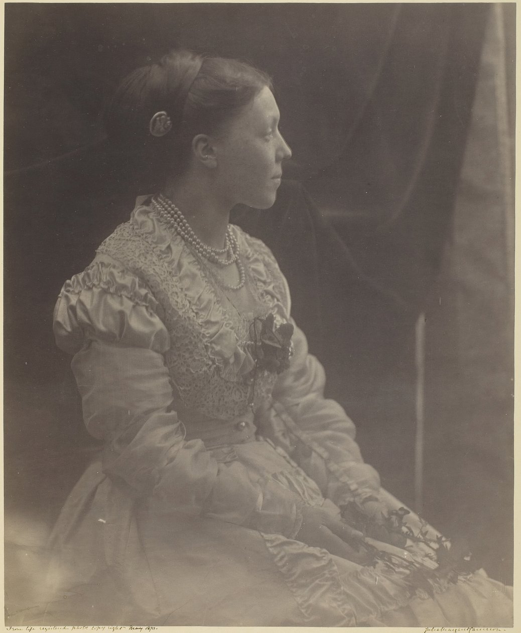 Anne Thackeray Ritchie, maj 1870. autorstwa Julia Margaret Cameron