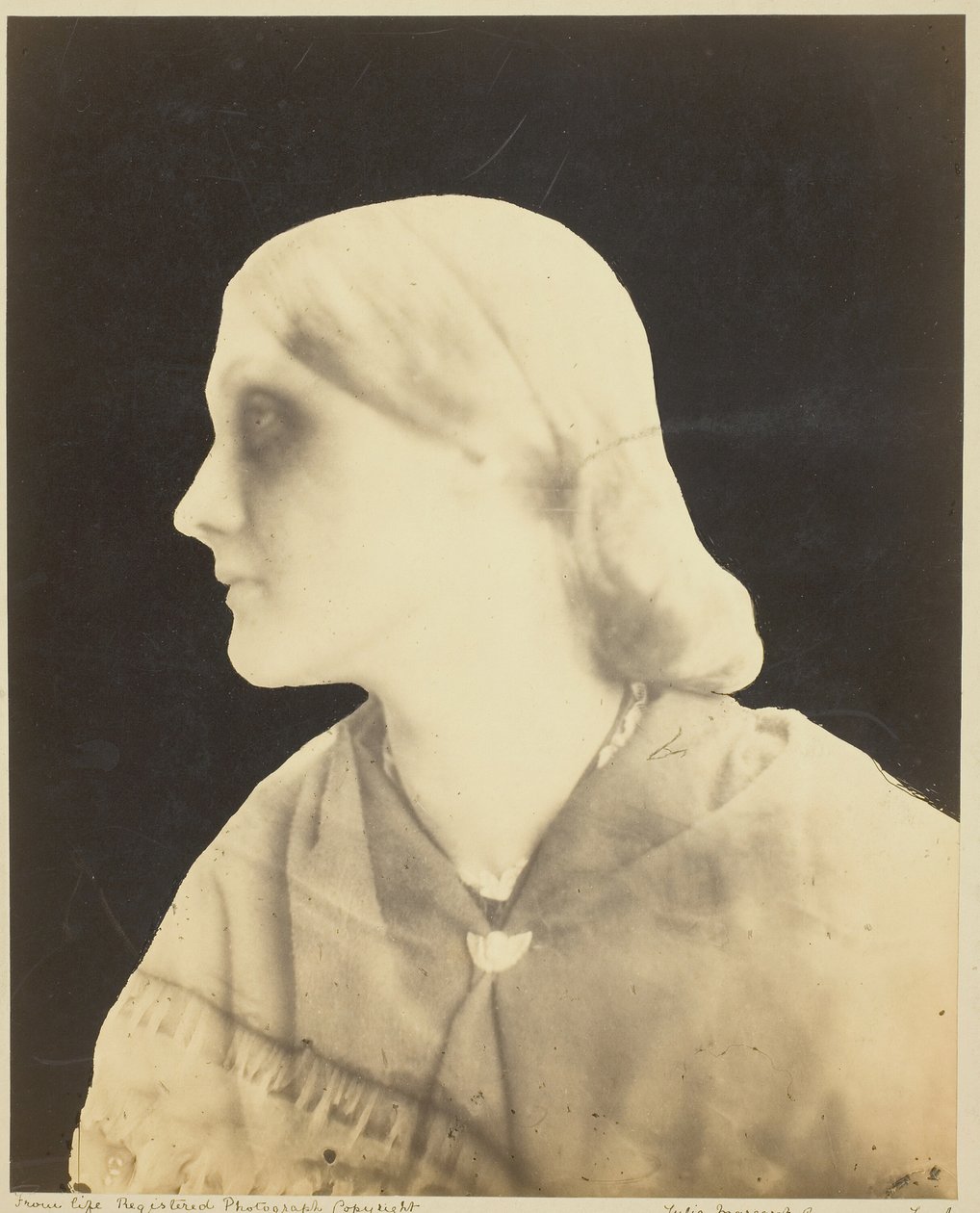 Julia Jackson, 1864. autorstwa Julia Margaret Cameron