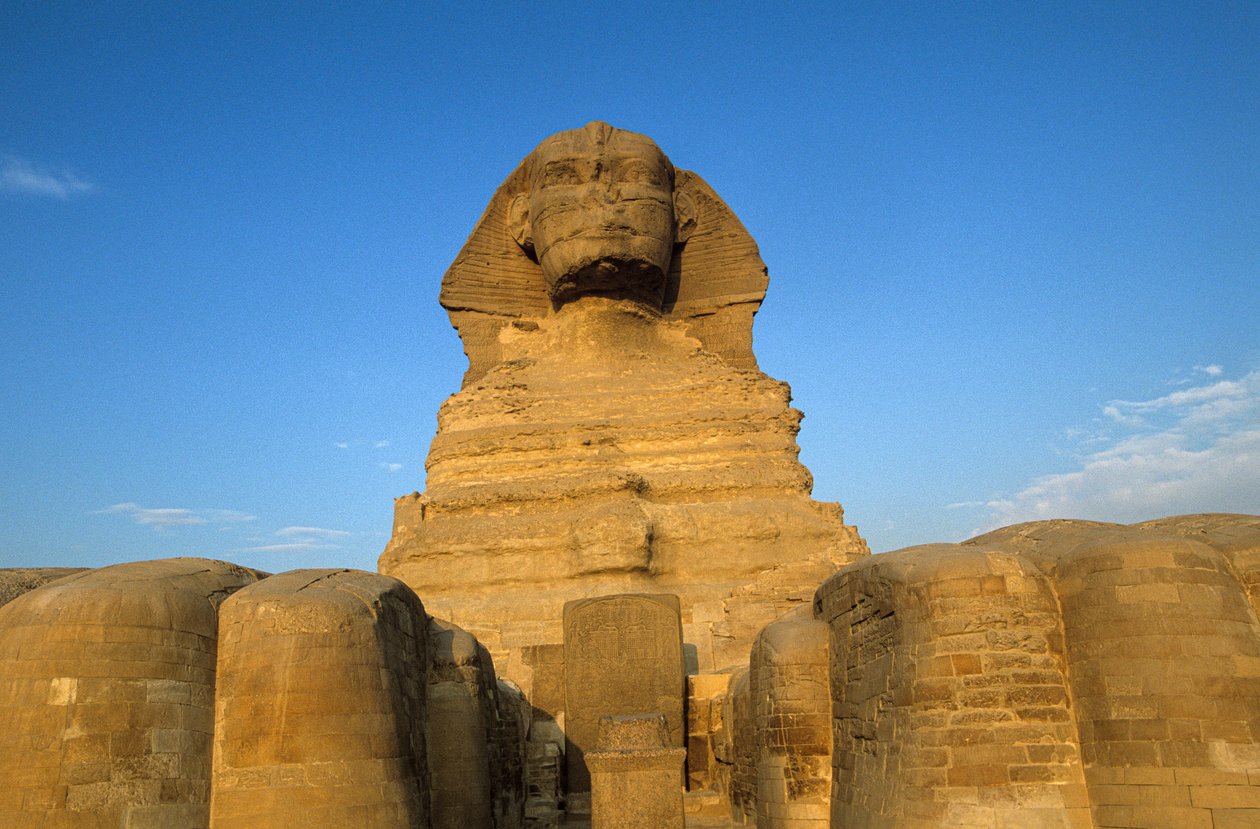 Sfinks; stela marzeń, Giza; Egipt autorstwa Kenneth Garrett