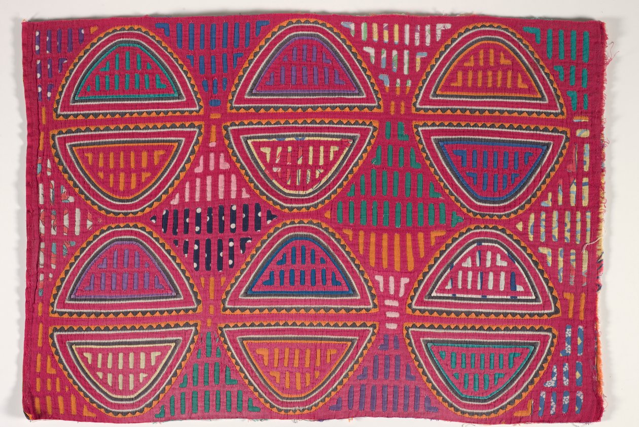 Panel koszuli (mola), ok. 1950 r. (bawełna z aplikacjami) autorstwa Kuna Indian Culture