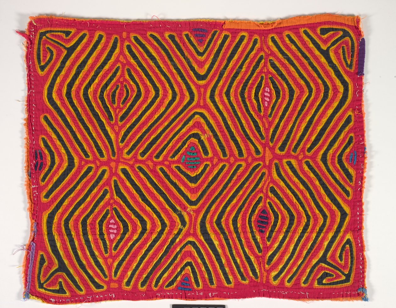 Panel koszuli (mola), ok. 1950 r. (bawełna z aplikacjami) autorstwa Kuna Indian Culture