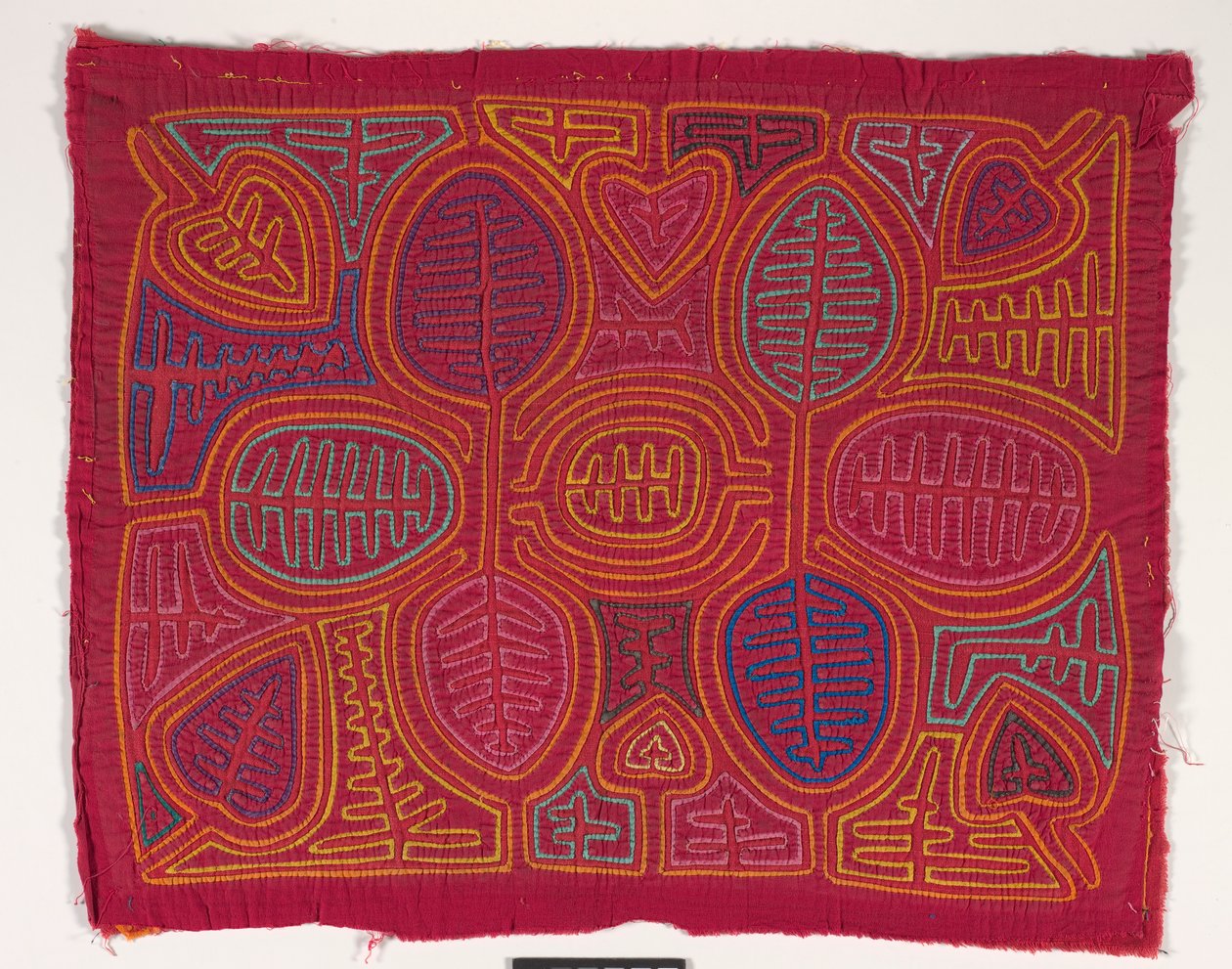 Panel koszuli (mola) (bawełna z aplikacjami) autorstwa Kuna Indian Culture