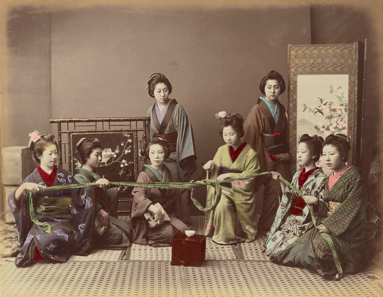 (Konkonchiki) Japońska gra z dziewczyną, ok. 1880 r. autorstwa Kusakabe Kimbei
