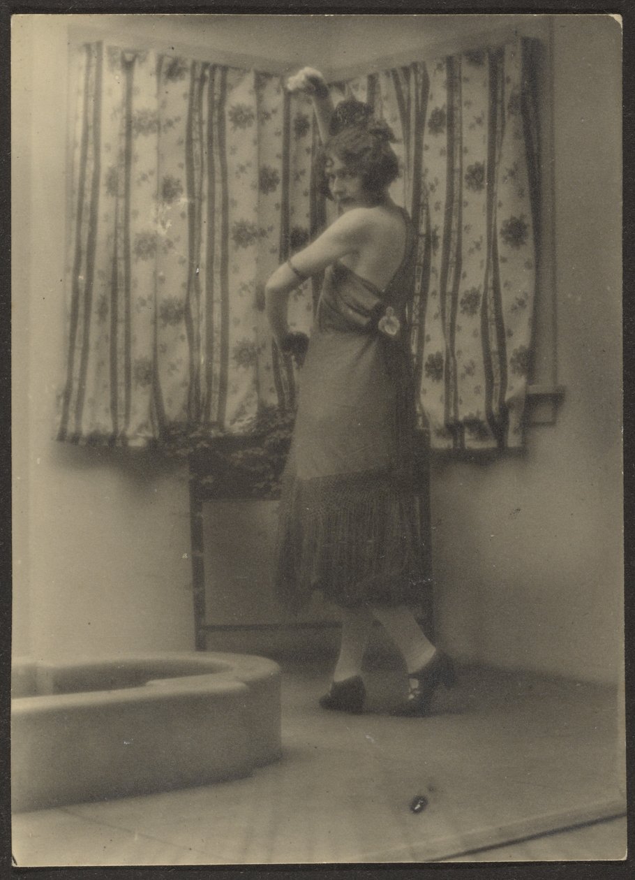 [Tancerka] autorstwa Louis Fleckenstein