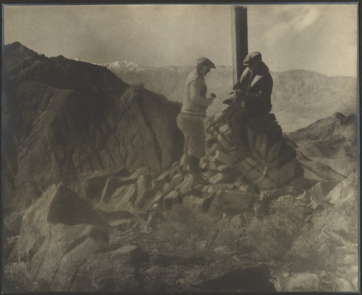 Monument Peak - Dolina Śmierci autorstwa Louis Fleckenstein
