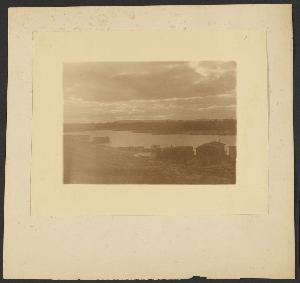 [Waterfront Buildings] autorstwa Louis Fleckenstein