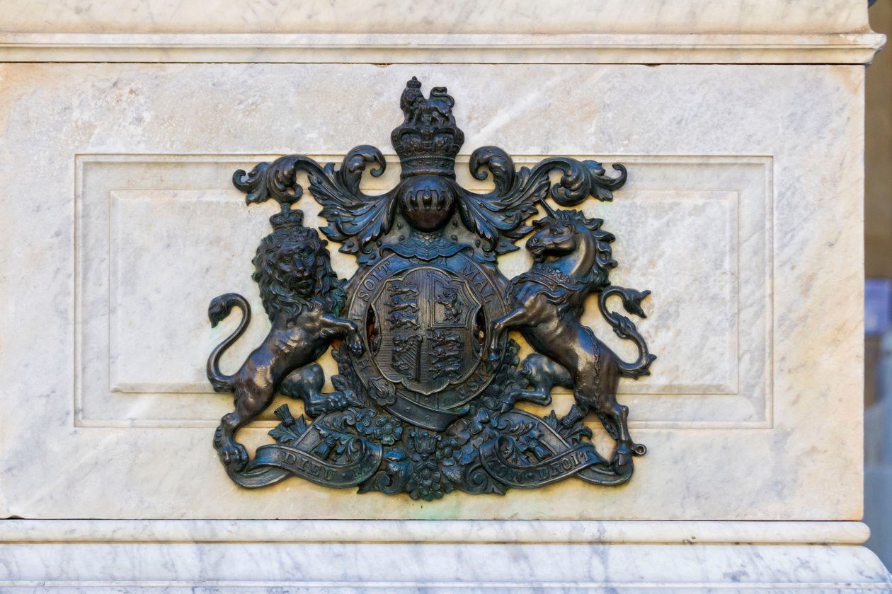 Pomnik królowej Wiktorii autorstwa Maltese School