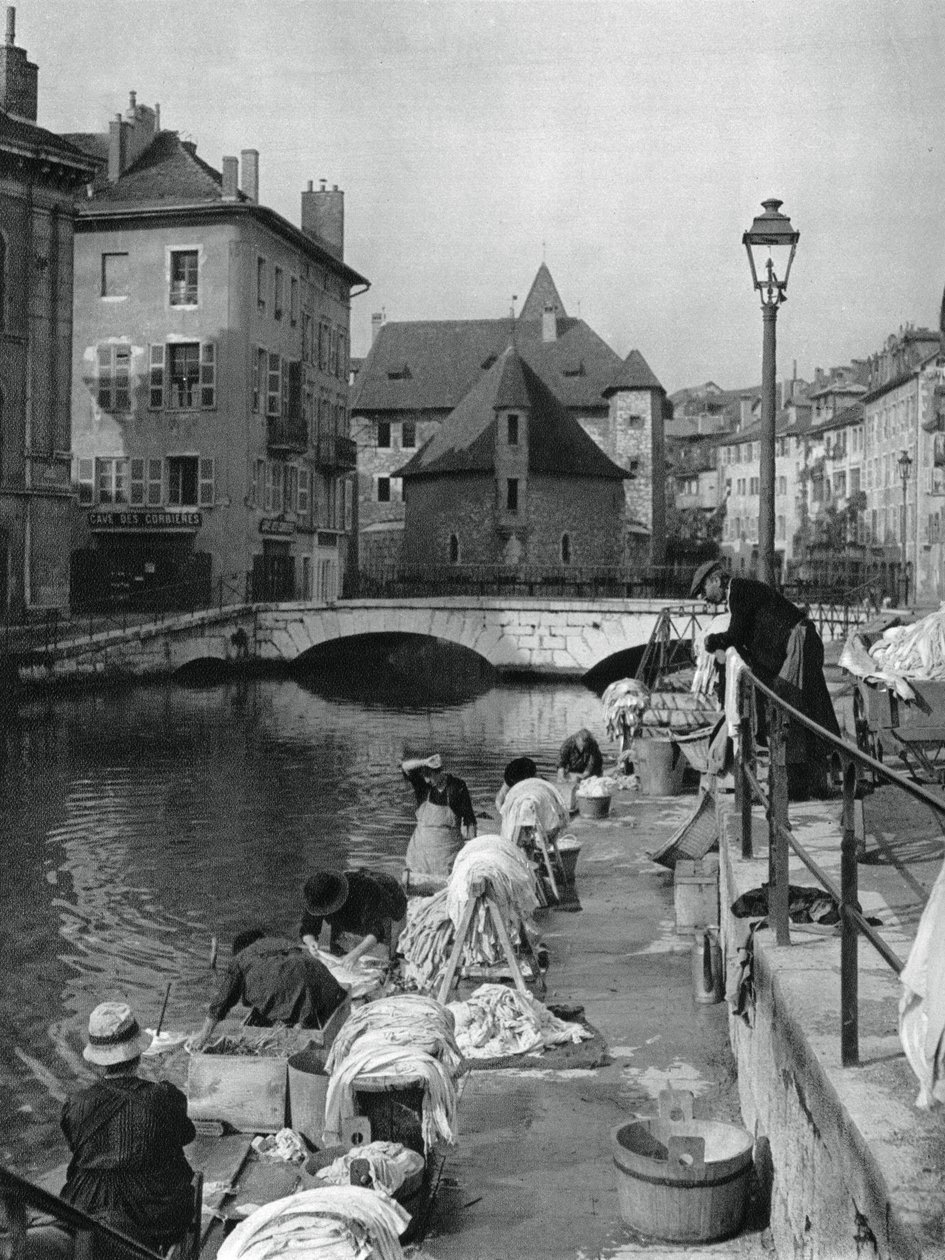 Kanał Thiou, Annecy, Francja, 1937 autorstwa Martin Hurlimann