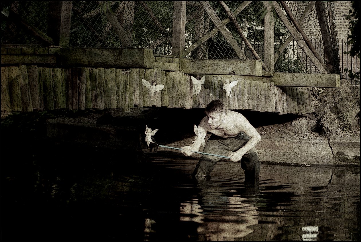 Łapanie wróżek 4 autorstwa Mat Collishaw