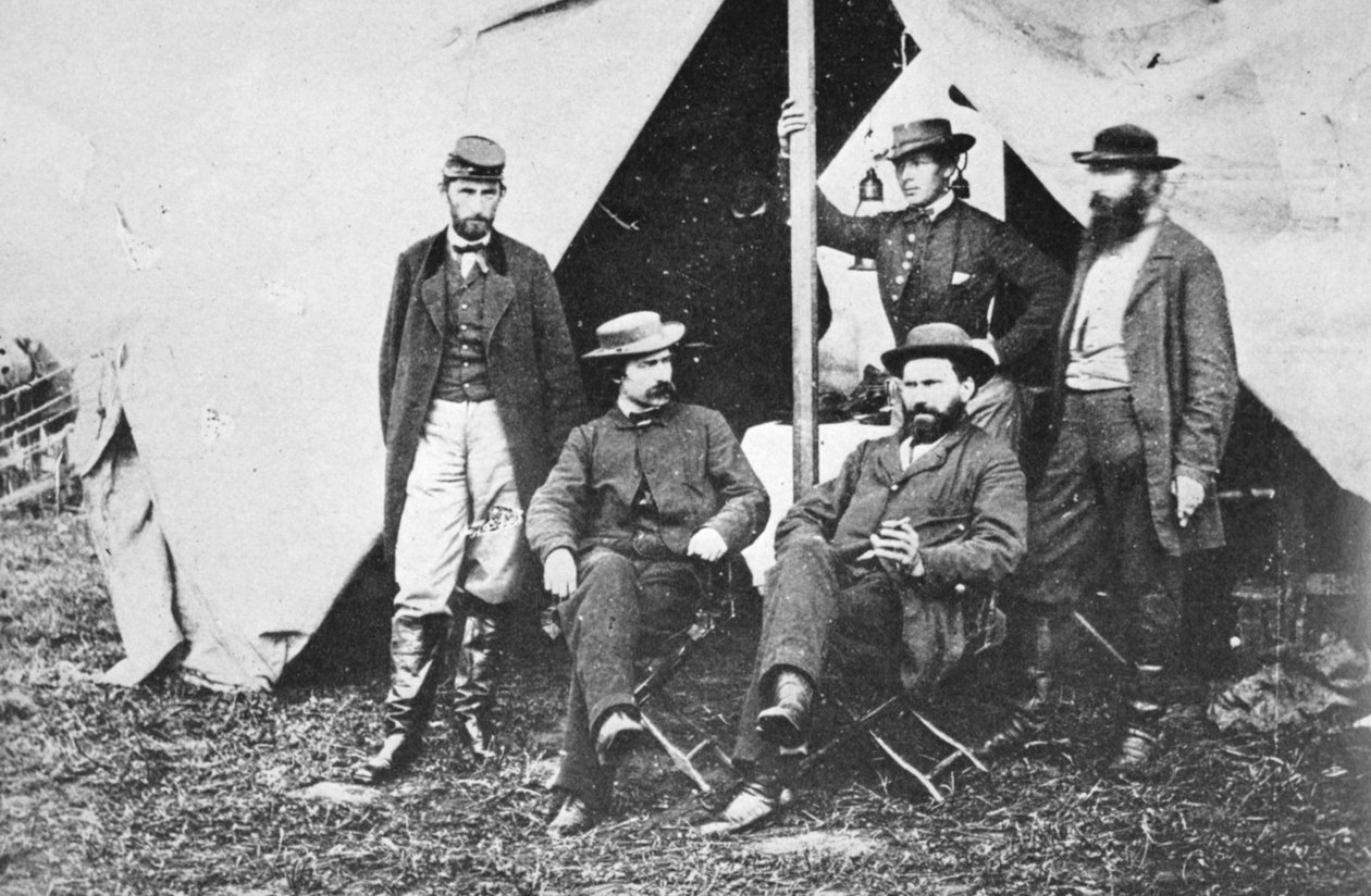 Allan Pinkerton w Antietam po bitwie, 1862 r. autorstwa Mathew B. Brady