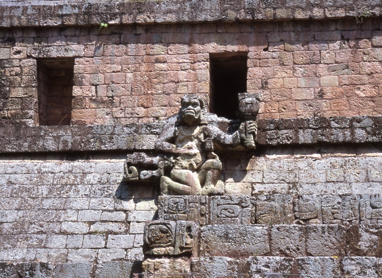 Copan West Court, późny okres klasyczny 600-900 AD autorstwa Mayan