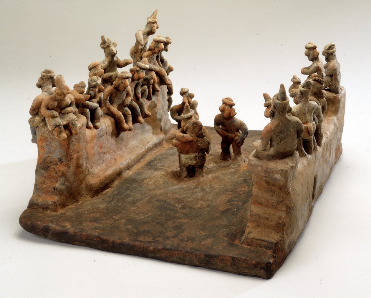 Model gry w piłkę (ceramika) autorstwa Mayan