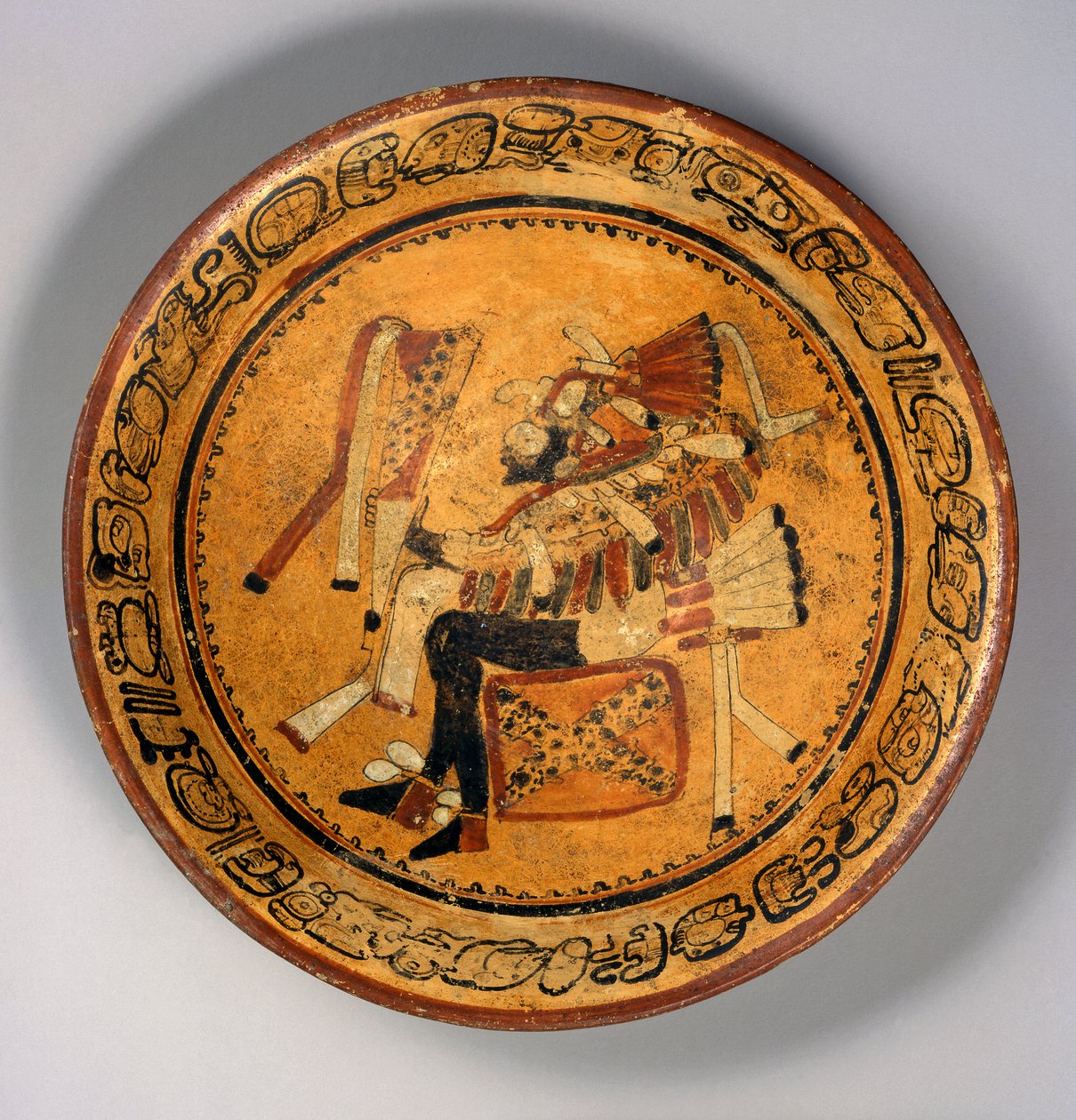 Miska na statyw, ok.550-700 (terakota i farba) autorstwa Mayan Mayan