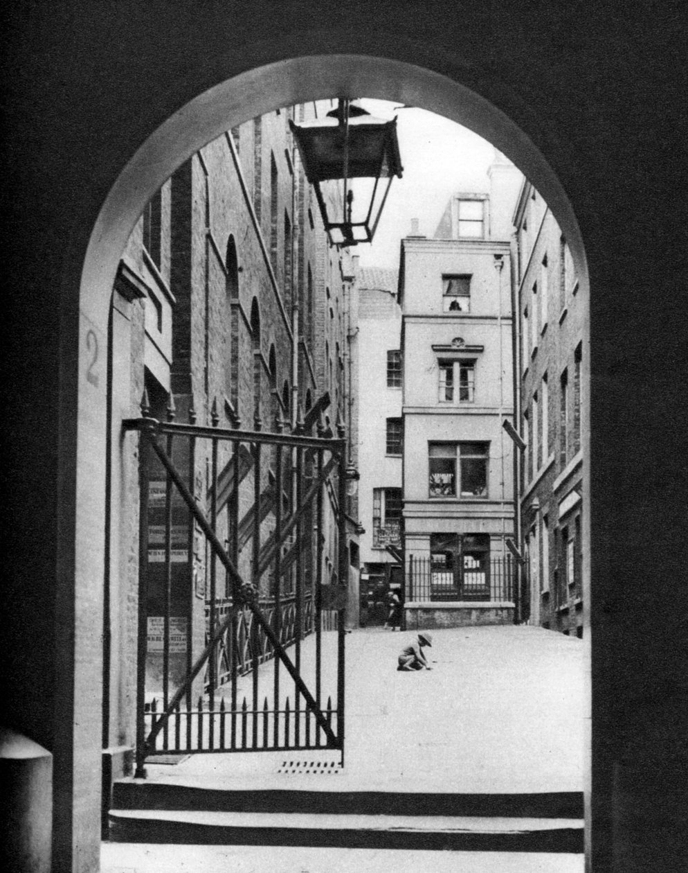 Mitre Court przy świątyni, Londyn, 1926-1927. autorstwa McLeish