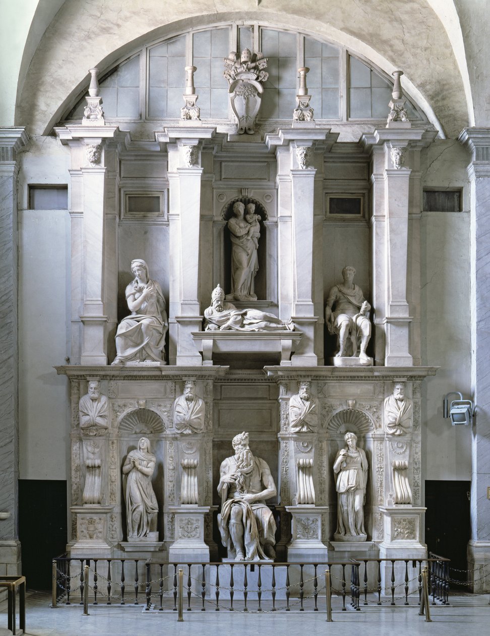 Nagrobek papieża Juliusza II (1453-1513) (marmur) autorstwa Michelangelo Buonarroti