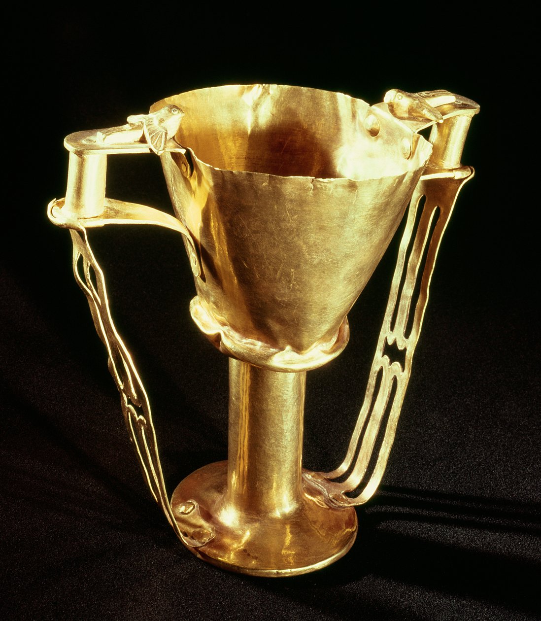 Puchar Nestora, Mykeny, c.1550-1500 pne (złoto) (patrz także 11599) autorstwa Mycenaean