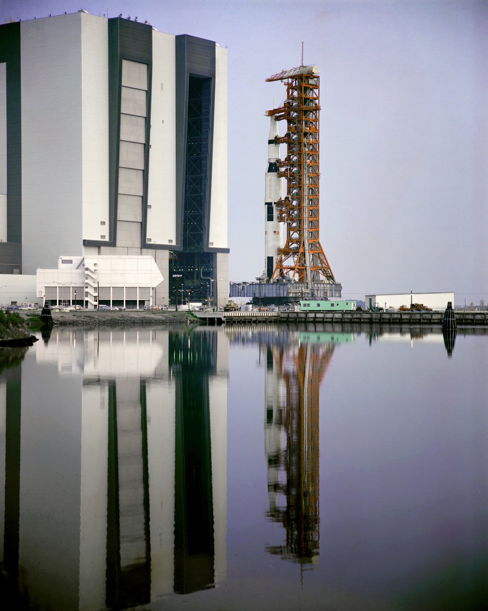 Apollo 15 - NASA, 1971. autorstwa NASA Images