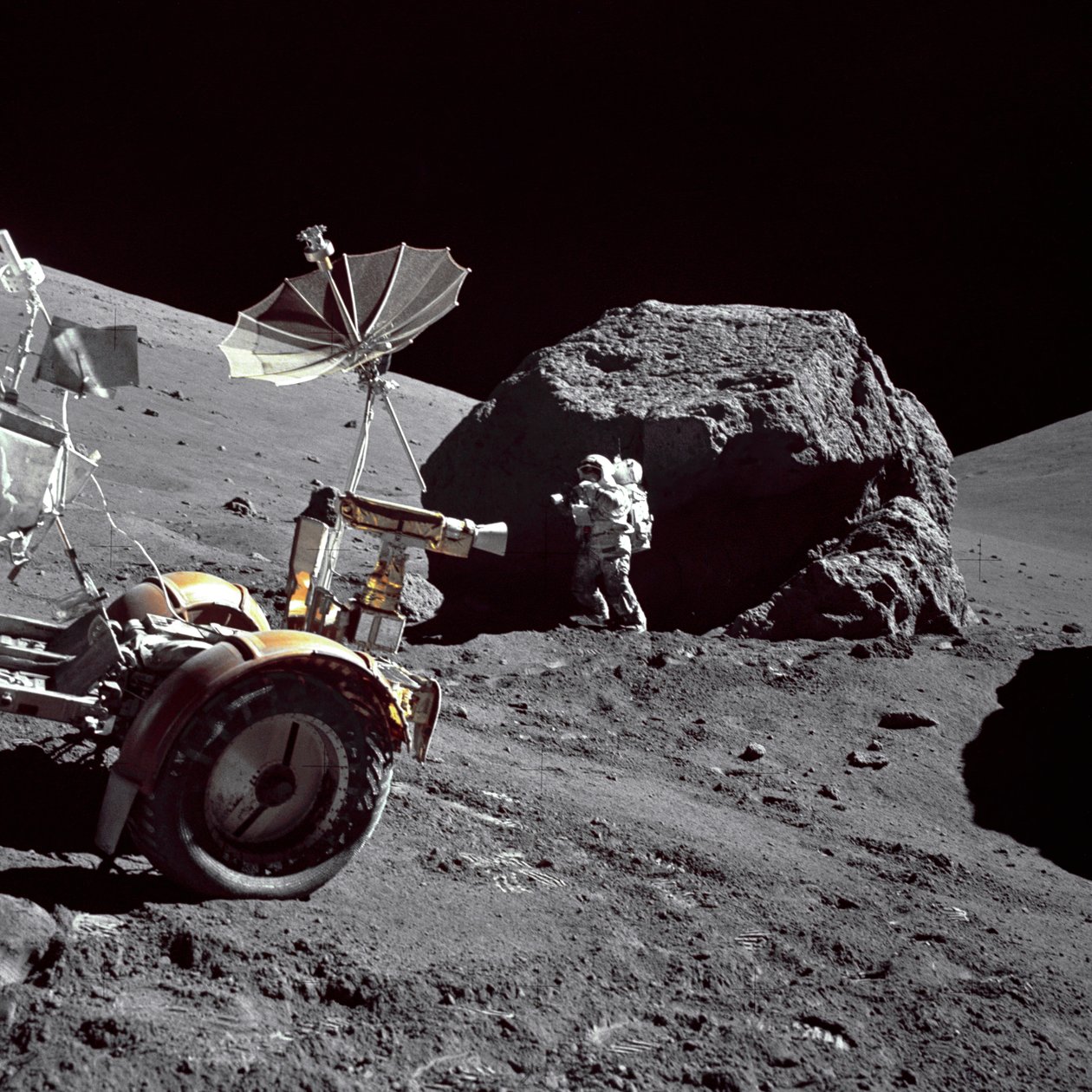 Apollo 17 - NASA, 1972. autorstwa NASA Images