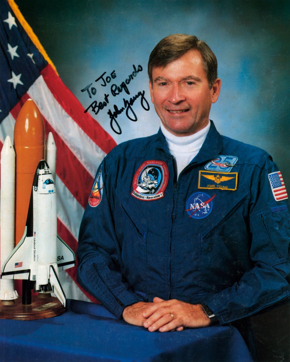 John Watts Young b1930, astronauta NASA, c1990. autorstwa NASA Images