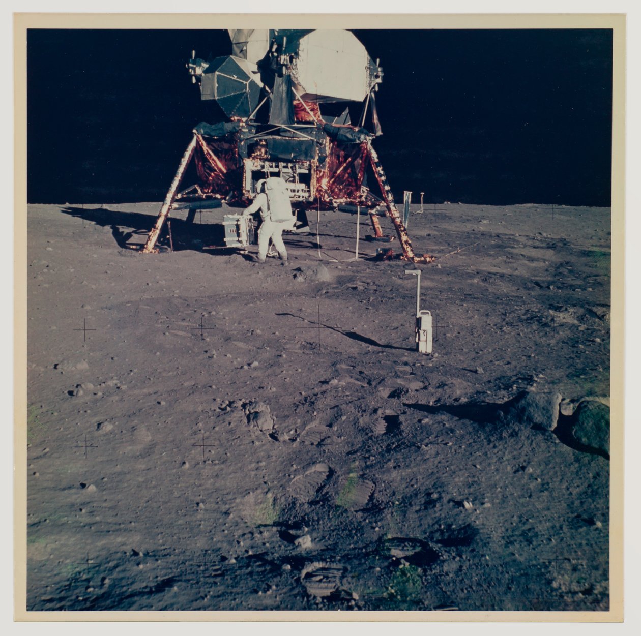 Lądowanie na Księżycu Apollo 11 autorstwa Neil Armstrong