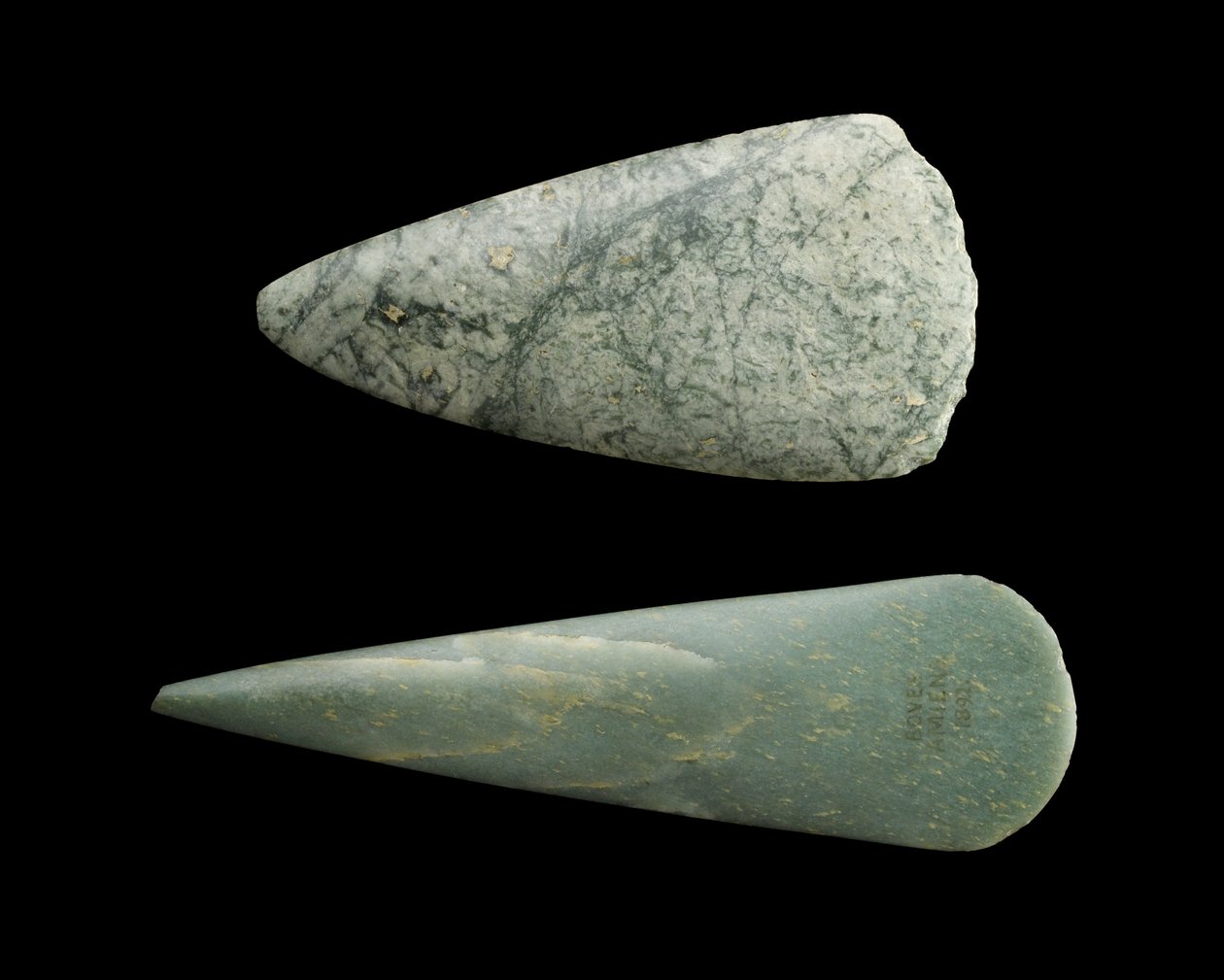 Jadeitowe siekiery, okres neolitu (Europa Środkowa), ok. 5500-ok. 1800 pne (jadeit) autorstwa Neolithic