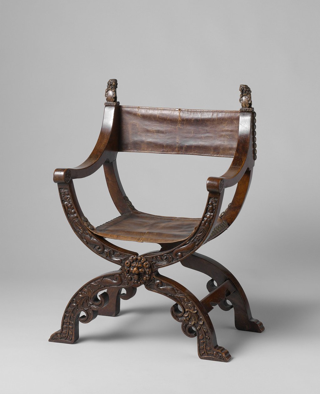 Krzesło składane, ok.1620-50 (orzech) autorstwa Netherlandish School